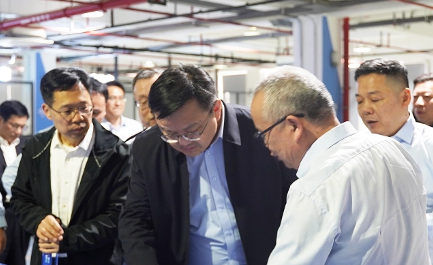 总局计量司张晓刚副司长率队考察伟德bevictor中文版：点赞“二检合一”创新实践